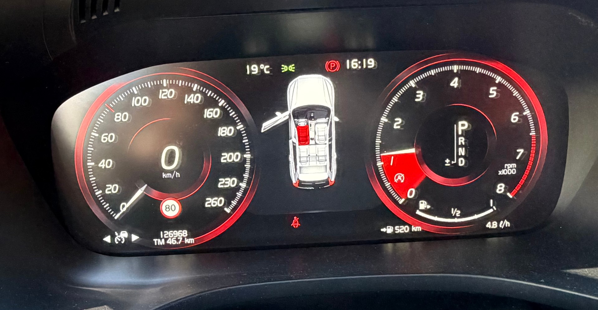 VOLVO XC 60 2.0 T5 Momentum AWD-image-11