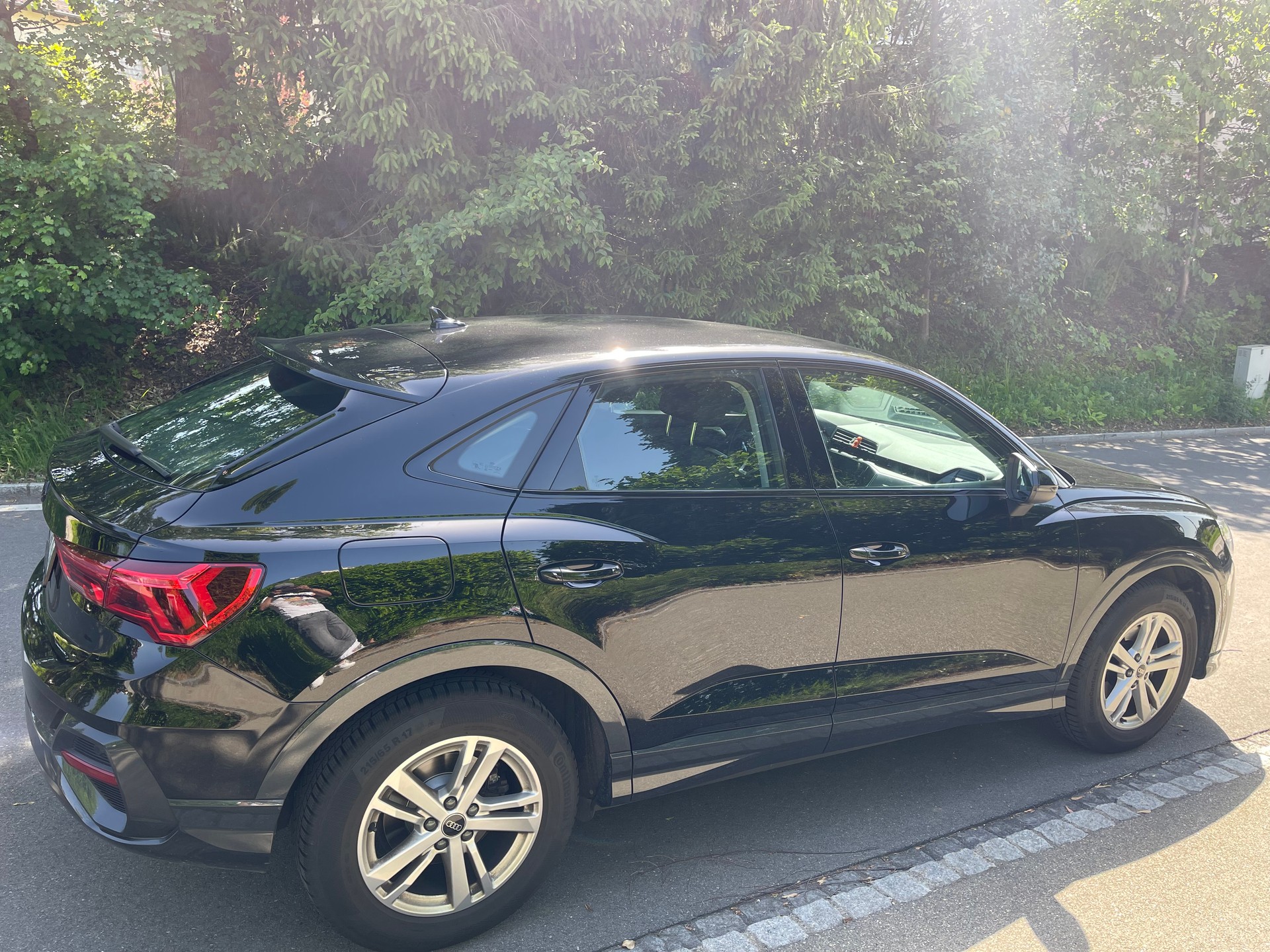 AUDI Q3 Sportback 35 TFSI Attraction S-Tronic-image-3