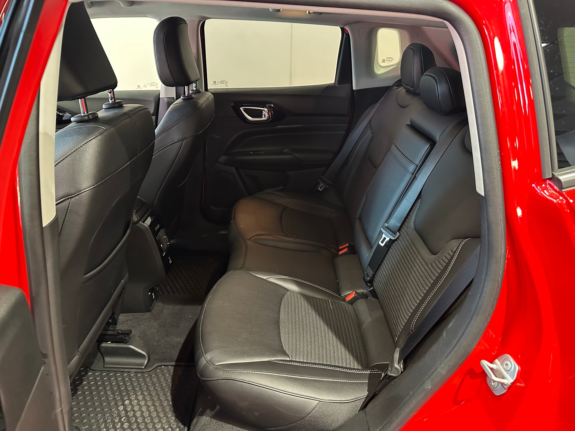 JEEP Compass 4x2 1.3 Limited DKG-image-13