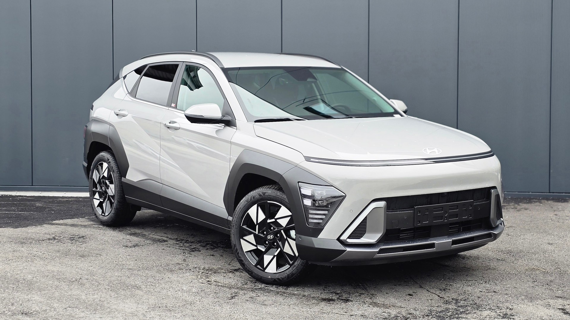 HYUNDAI Kona 1.6 T-GDi Amplia 4WD