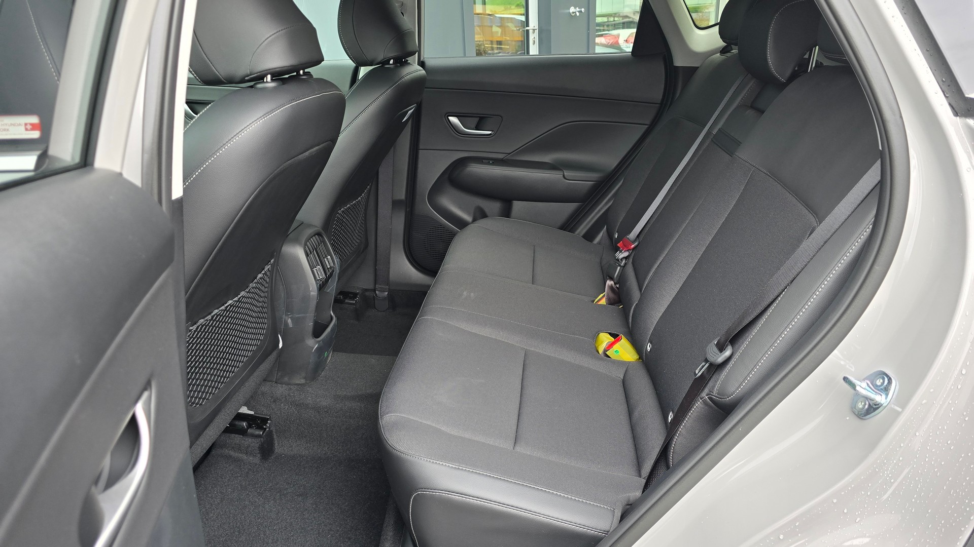 HYUNDAI Kona 1.6 T-GDi Amplia 4WD-image-6