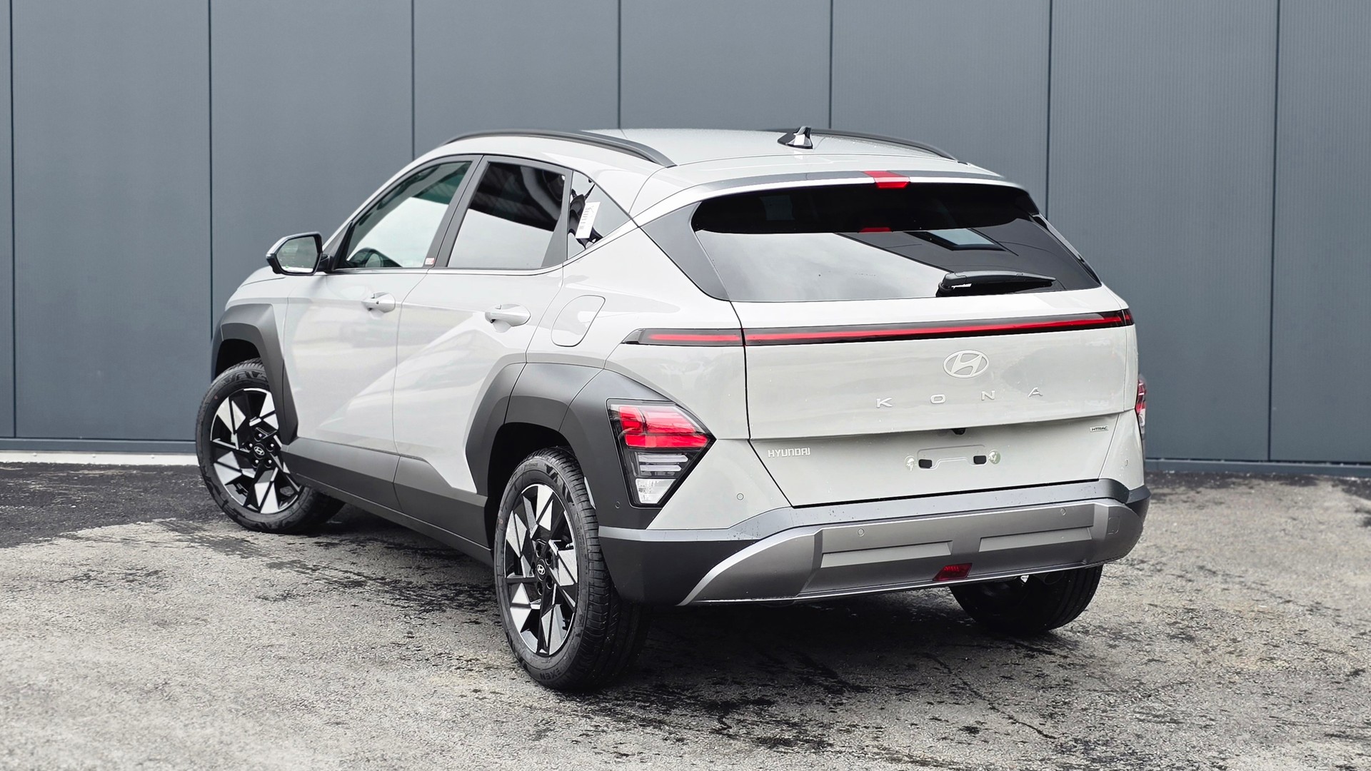 HYUNDAI Kona 1.6 T-GDi Amplia 4WD-image-1
