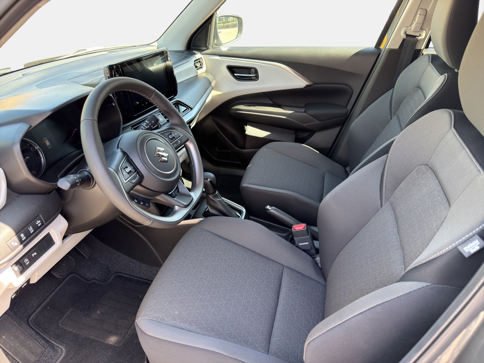 SUZUKI Swift 1.2/80 Sakura Top Hybrid-image-9