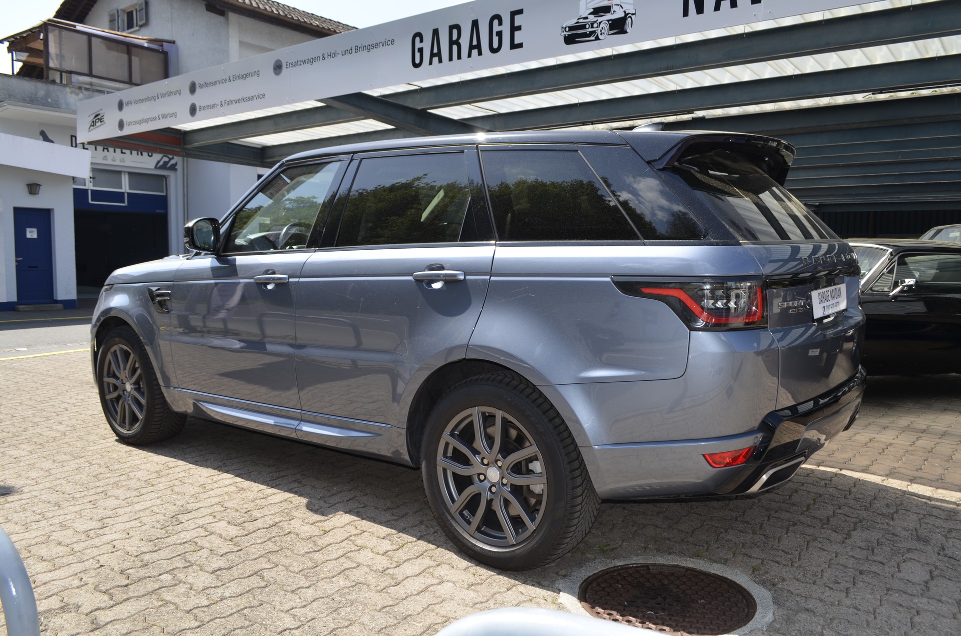 LAND ROVER Range Rover Sport 3.0 SDV6 HSE Automatic-image-3