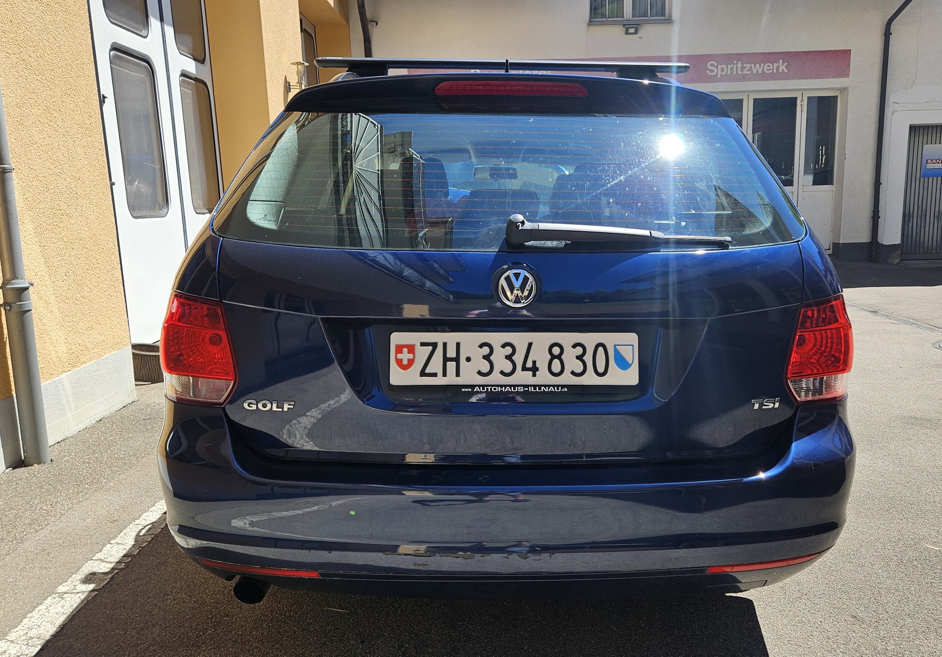 VW Golf Variant 1.2 TSI Trendline-image-11