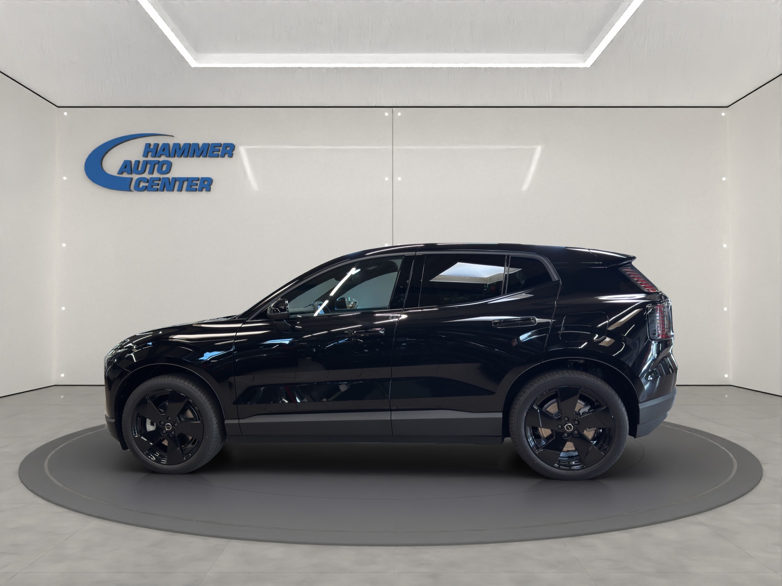 VOLVO EX30 E60 Plus Swiss Black Edition-image-1