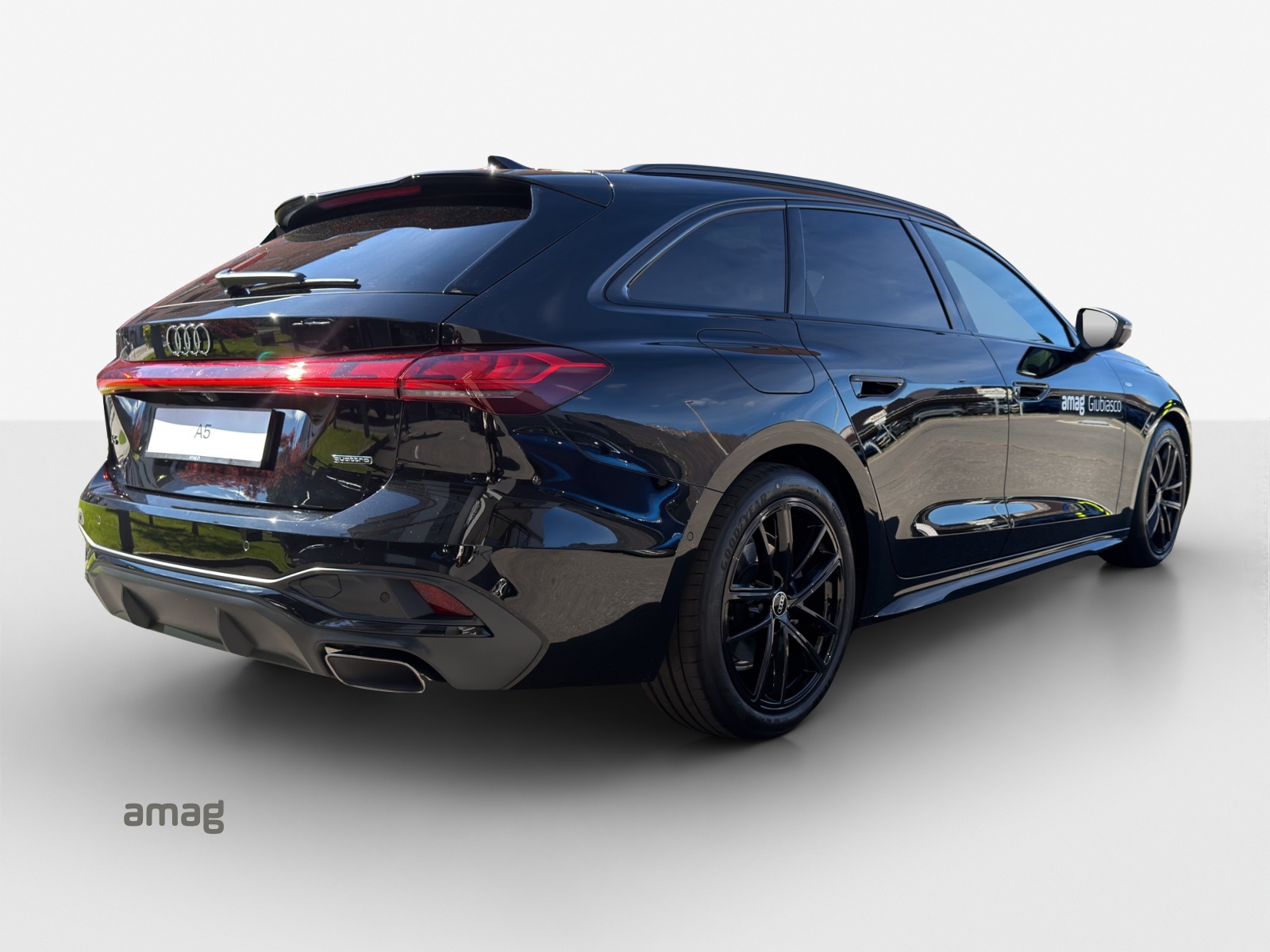 AUDI A5 Avant TFSI quattro 150 kW S tronic-image-4