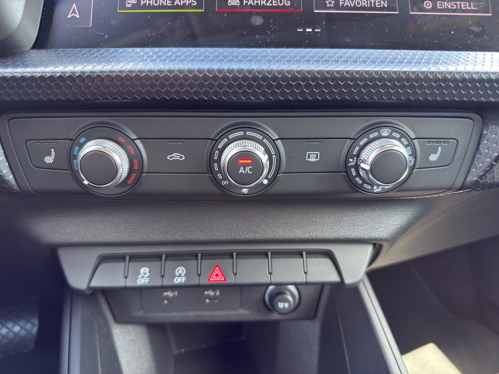 AUDI A1 Sportback 30 TFSI S Line Attraction S-tronic-image-15