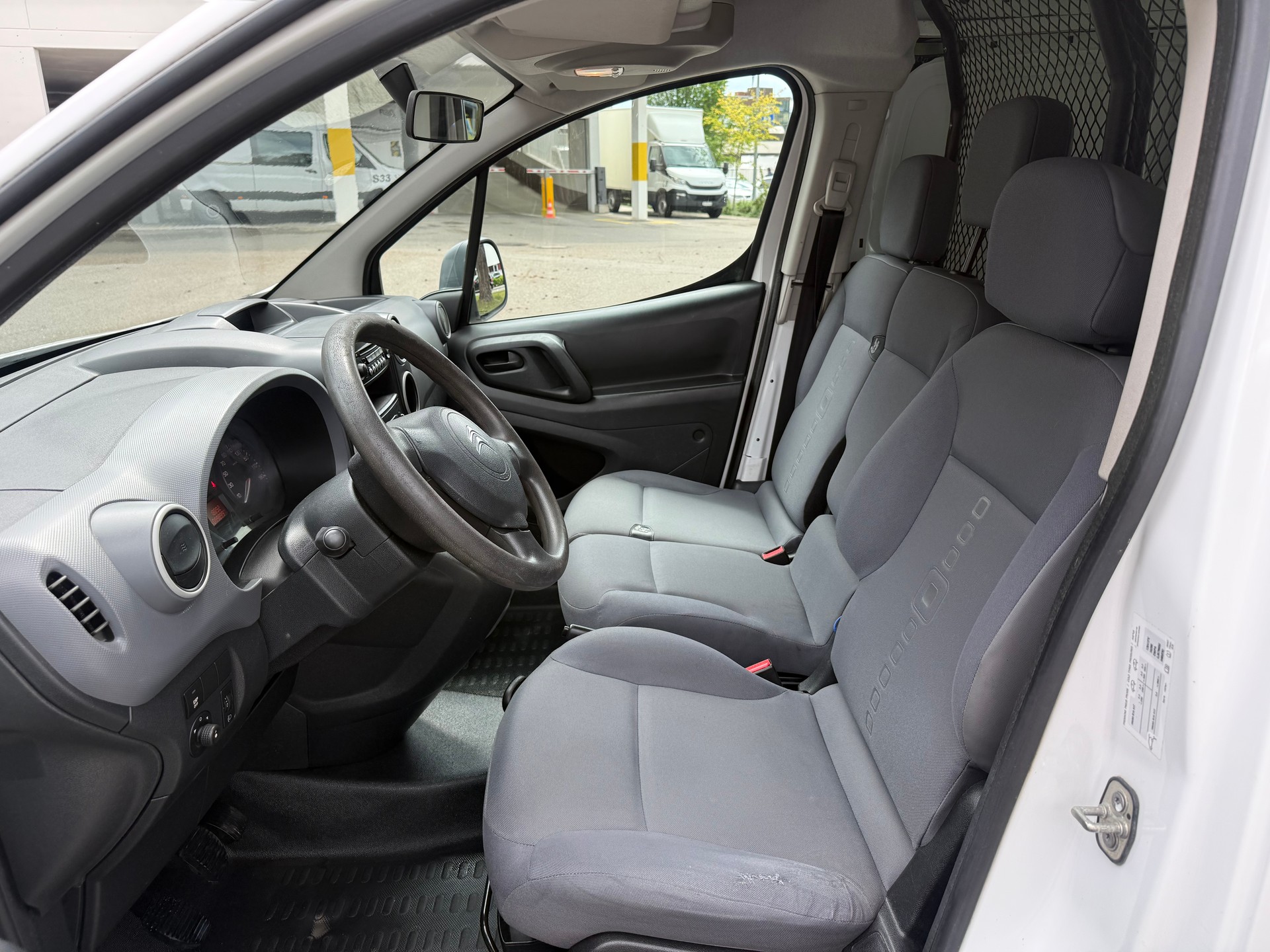 CITROEN Berlingo 1.6VTi 600-image-9
