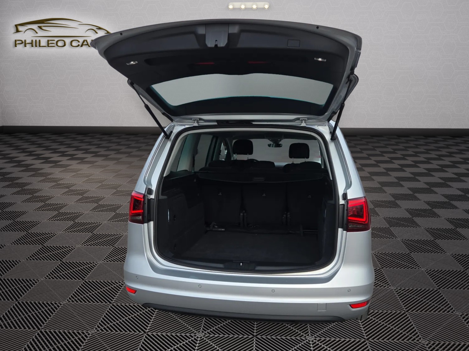 SEAT Alhambra 1.4 TSI DSG Style-image-8