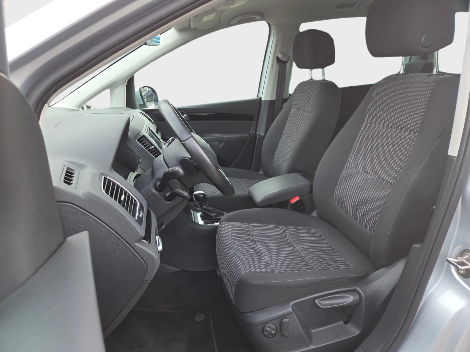 SEAT Alhambra 1.4 TSI DSG Style-image-12