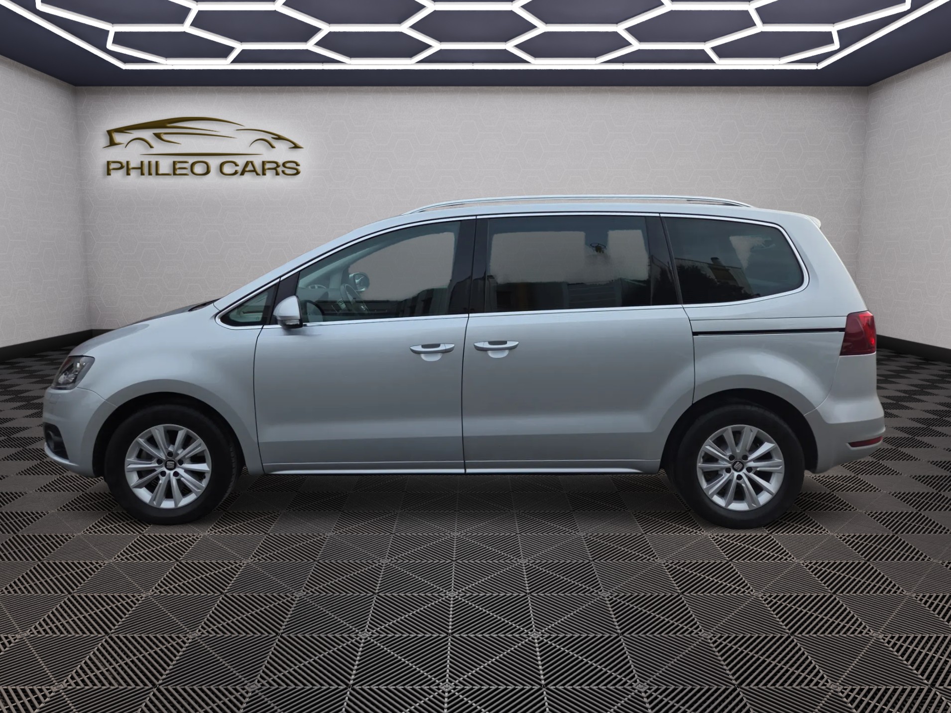 SEAT Alhambra 1.4 TSI DSG Style-image-4
