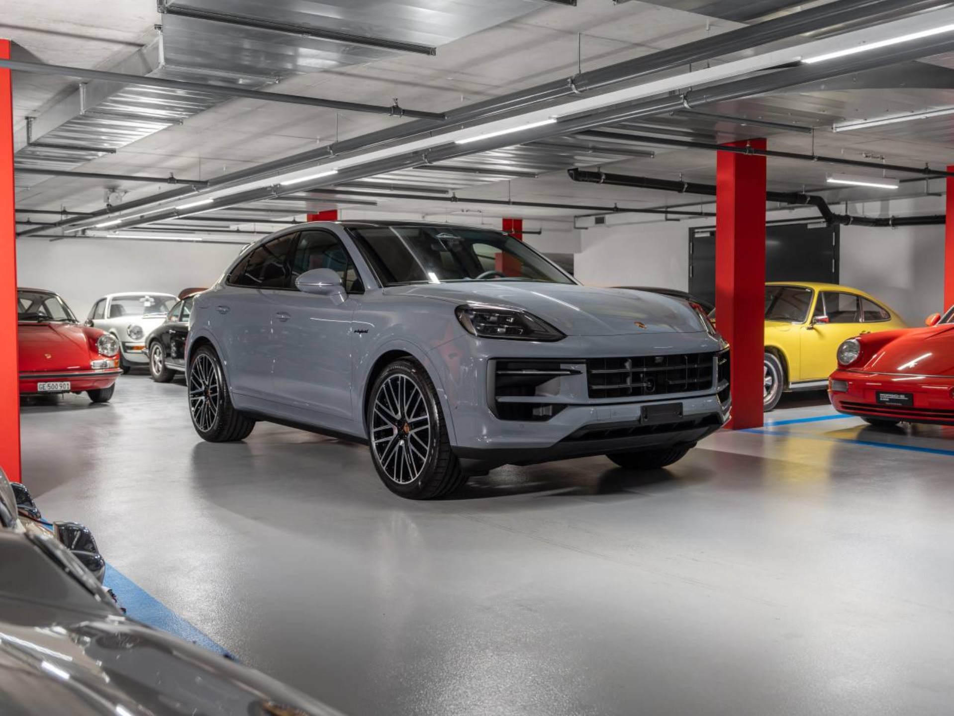 PORSCHE Cayenne E-Hybrid Coupé Black Edition-image-5