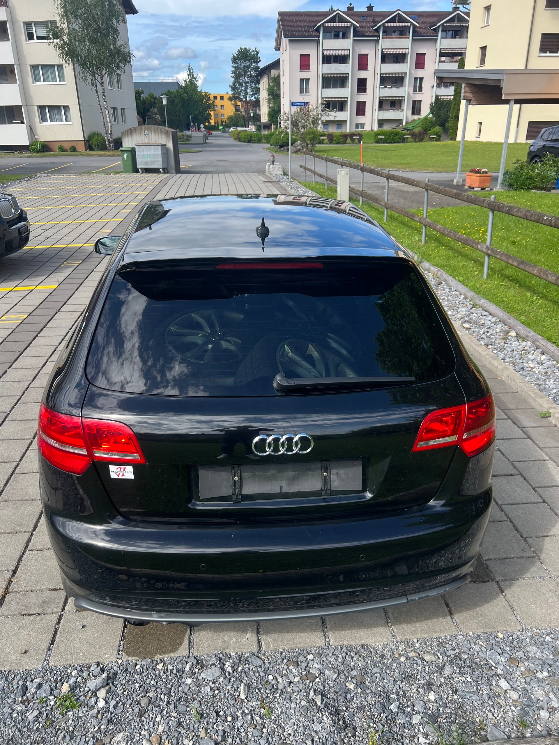 AUDI 2.0 T FSI quattro S-Tronic-image-5