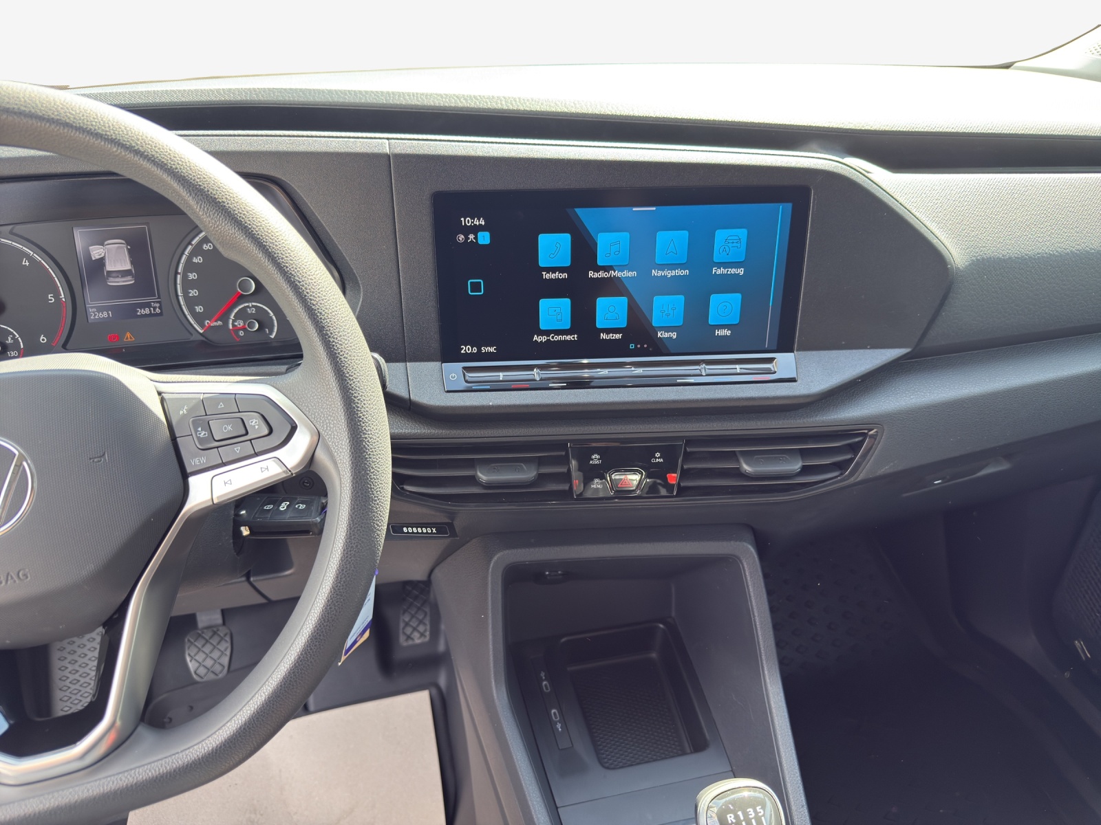 VW Caddy Cargo 2.0TDI-image-8