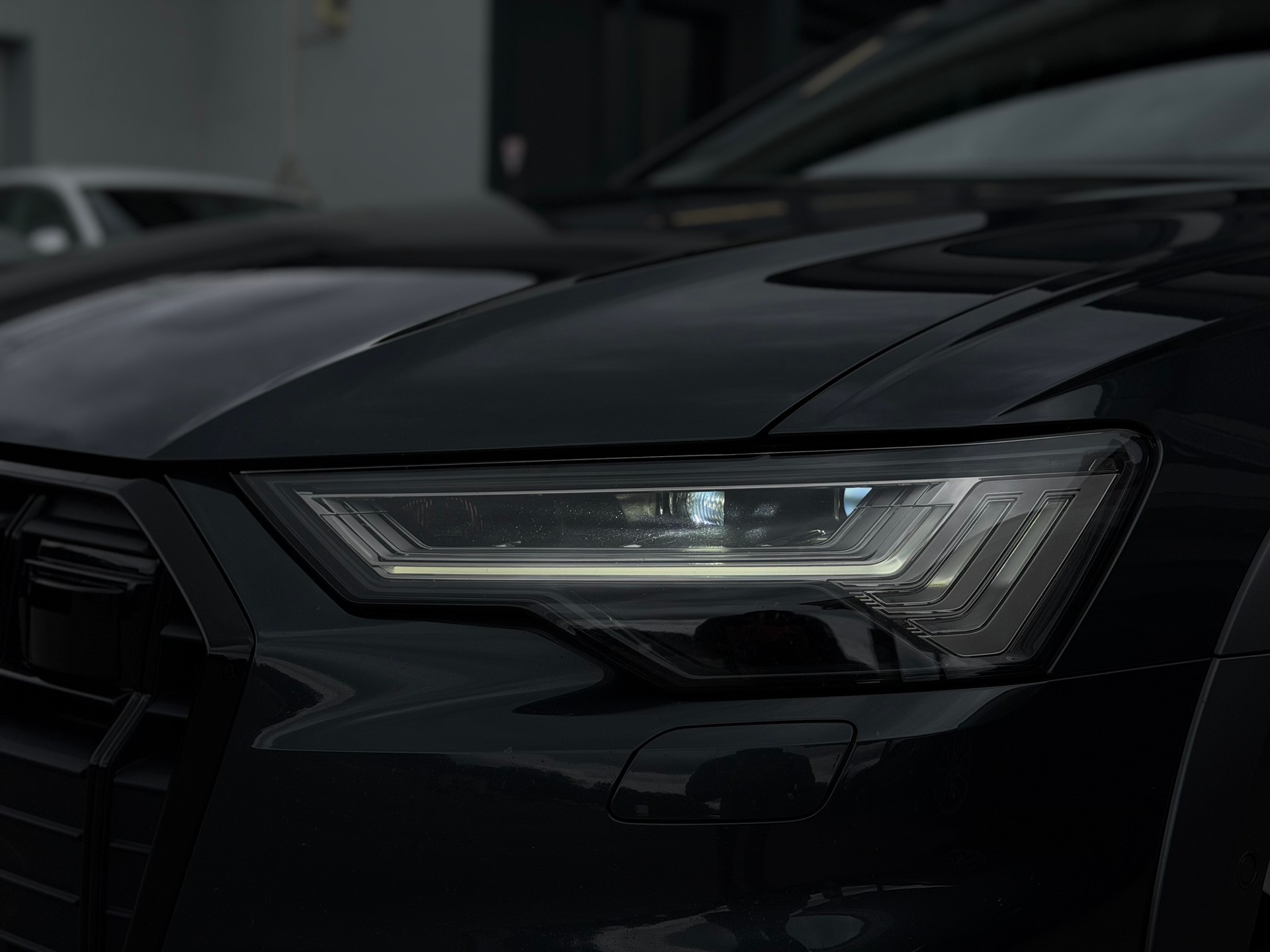 AUDI A6 allroad 55 TDI quattro tiptronic-image-7