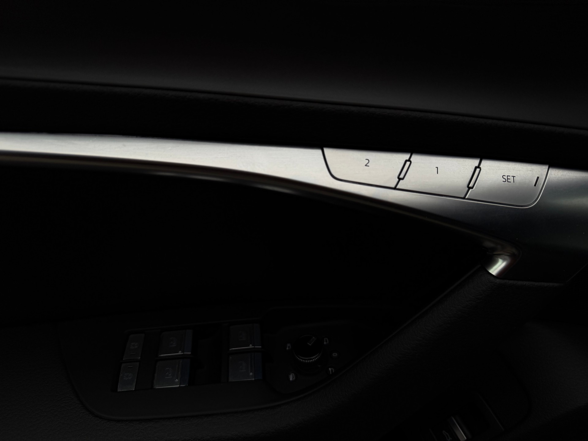 AUDI A6 allroad 55 TDI quattro tiptronic-image-21