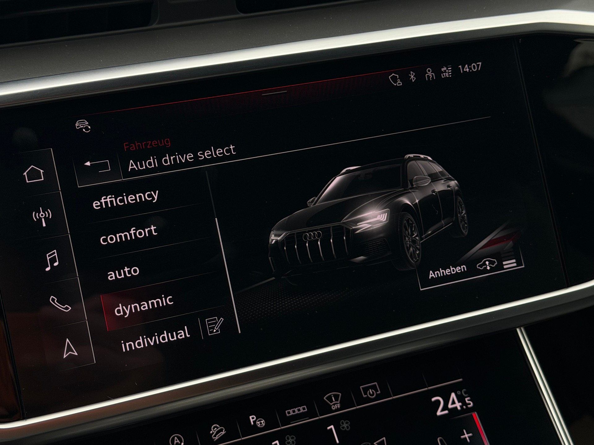 AUDI A6 allroad 55 TDI quattro tiptronic-image-17