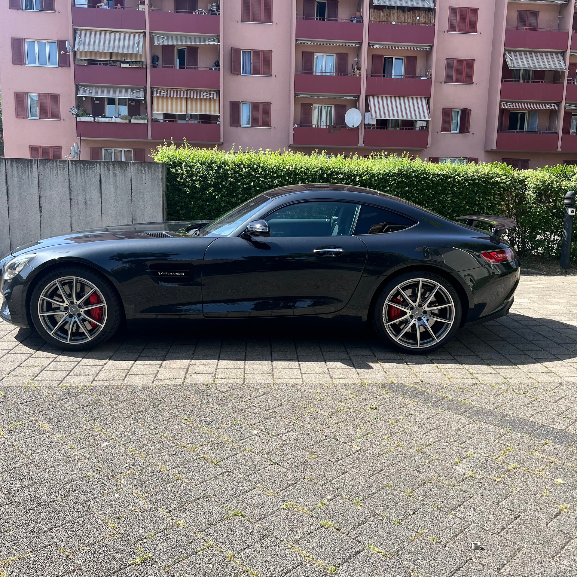 MERCEDES-BENZ AMG GT S-image-2