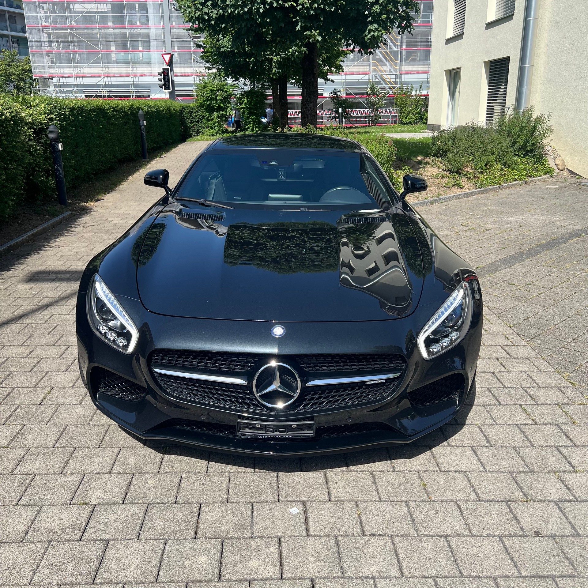 MERCEDES-BENZ AMG GT S-image-0
