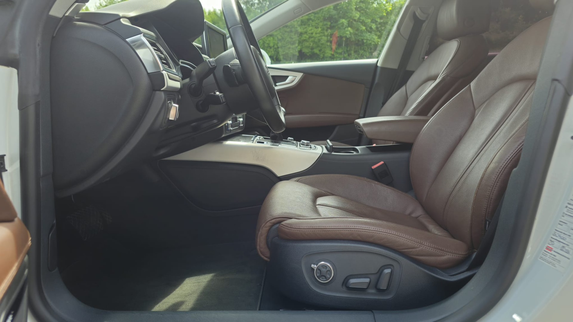 AUDI A7 Sportback 3.0 TFSI quattro S-tronic-image-11