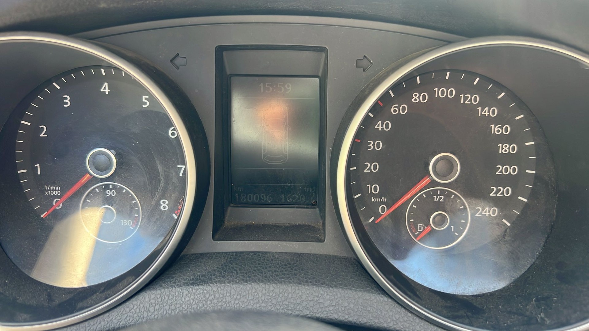 VW Golf Variant 1.4 TSI Highline-image-3