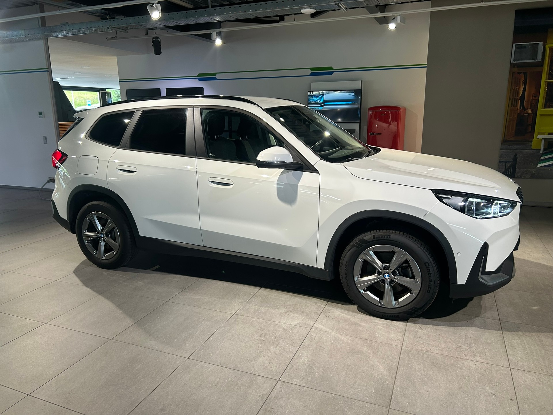 BMW X1 xDrive 20d 48V-image-6