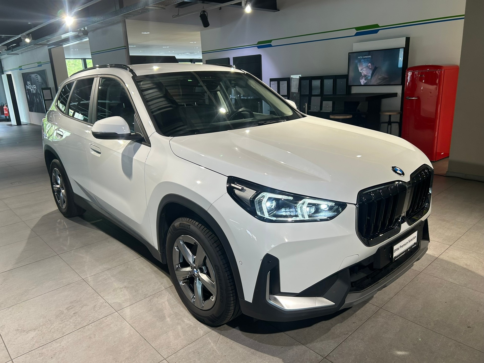 BMW X1 xDrive 20d 48V-image-8