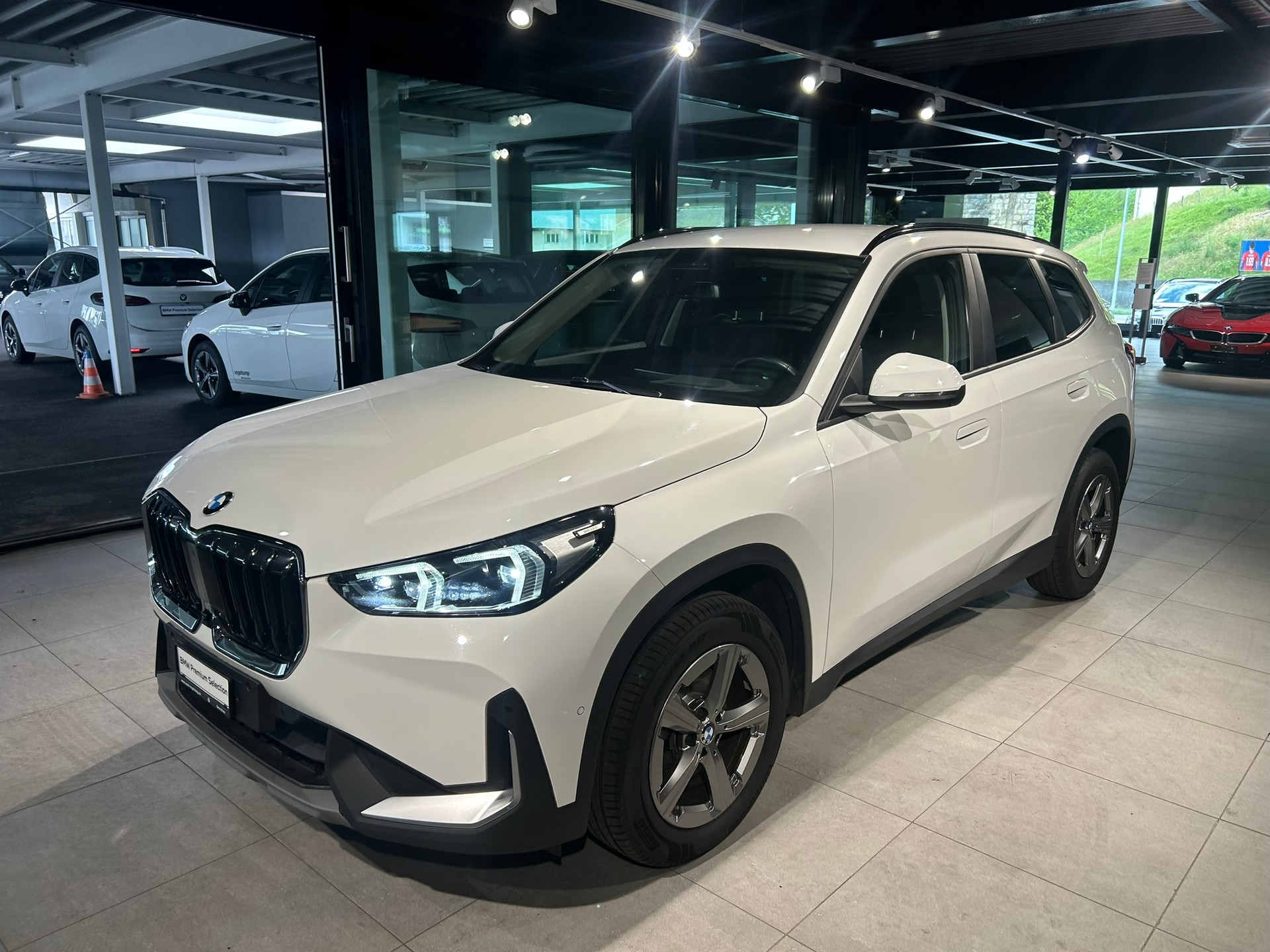 BMW X1 xDrive 20d 48V-image-1