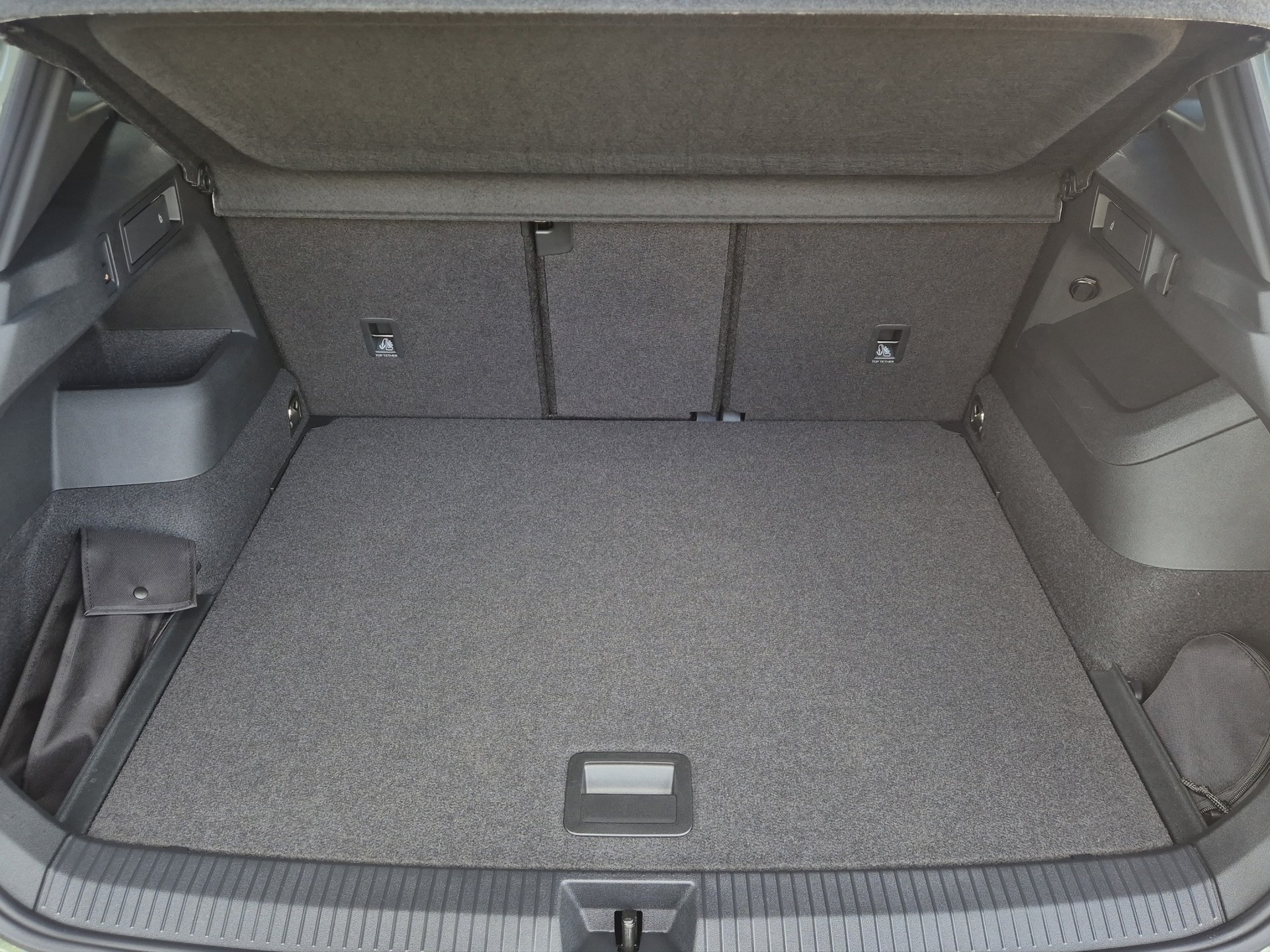 VW Tiguan 2.0 TSI DSG R-Line Plus 4Motion-image-19
