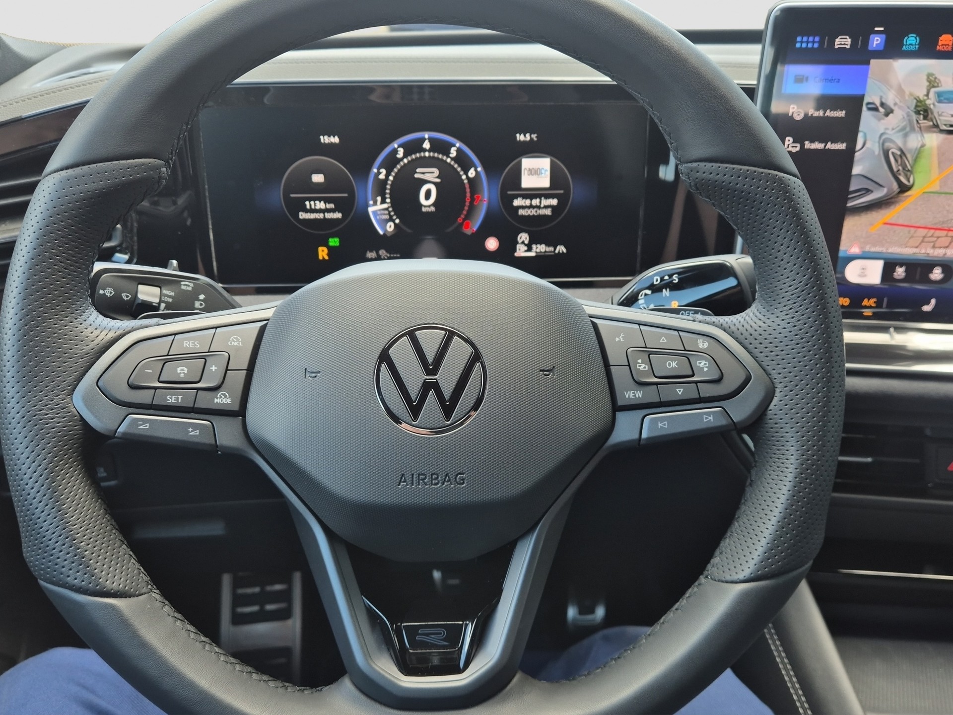 VW Tiguan 2.0 TSI DSG R-Line Plus 4Motion-image-11