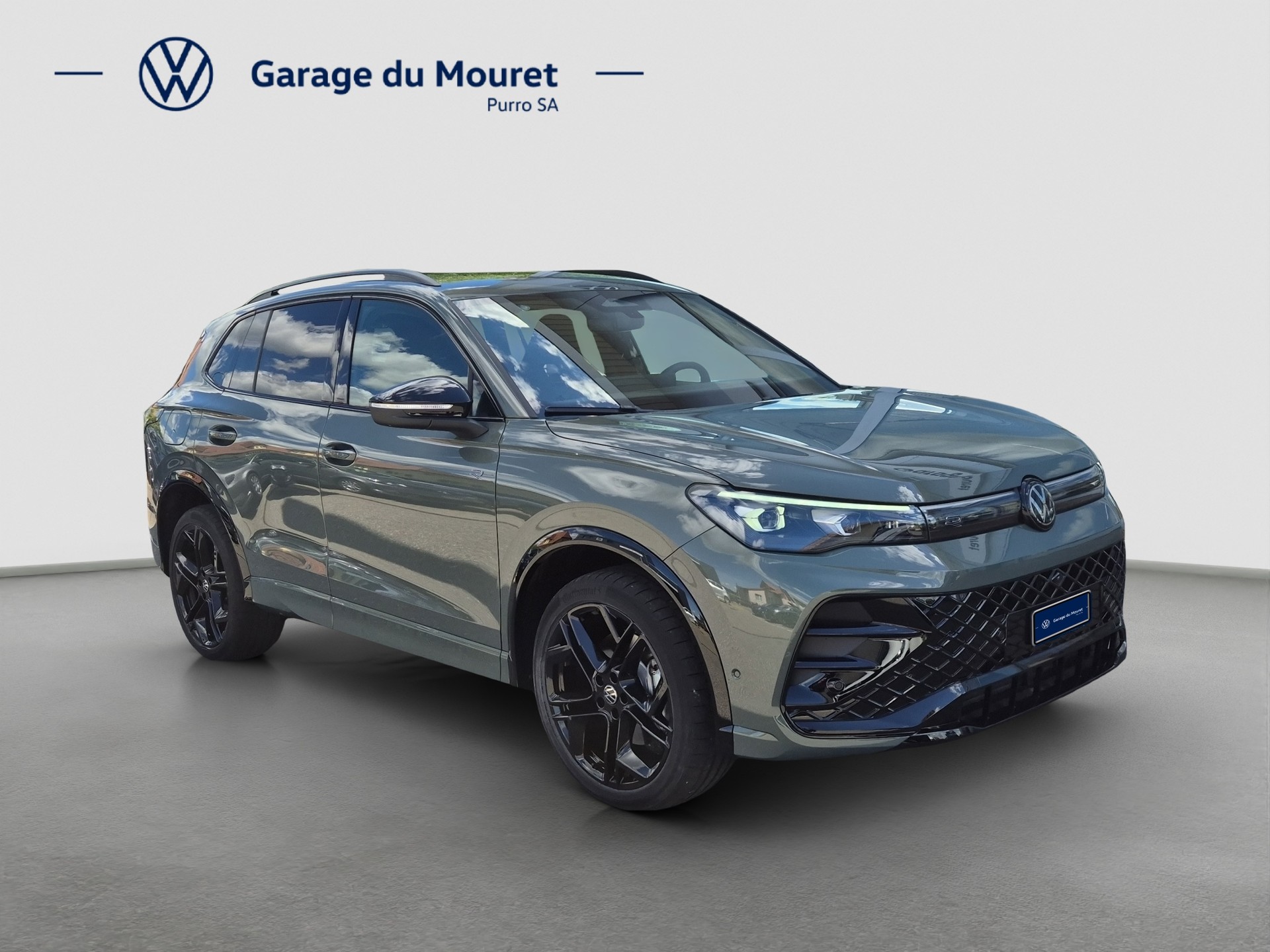VW Tiguan 2.0 TSI DSG R-Line Plus 4Motion-image-0