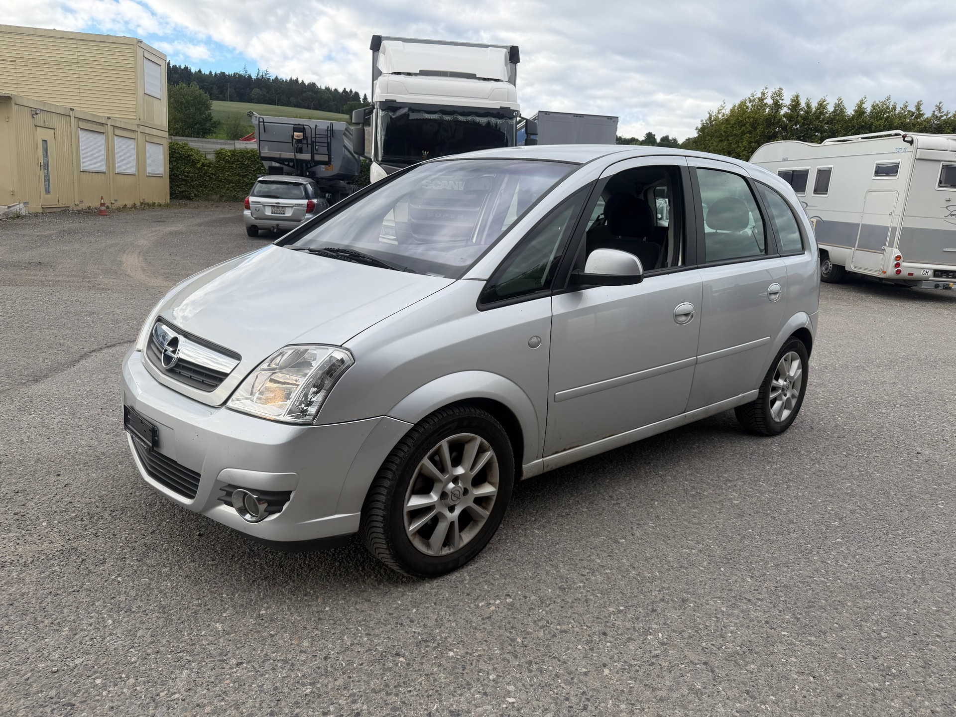OPEL Meriva 1.8i 16V Cosmo-image-2