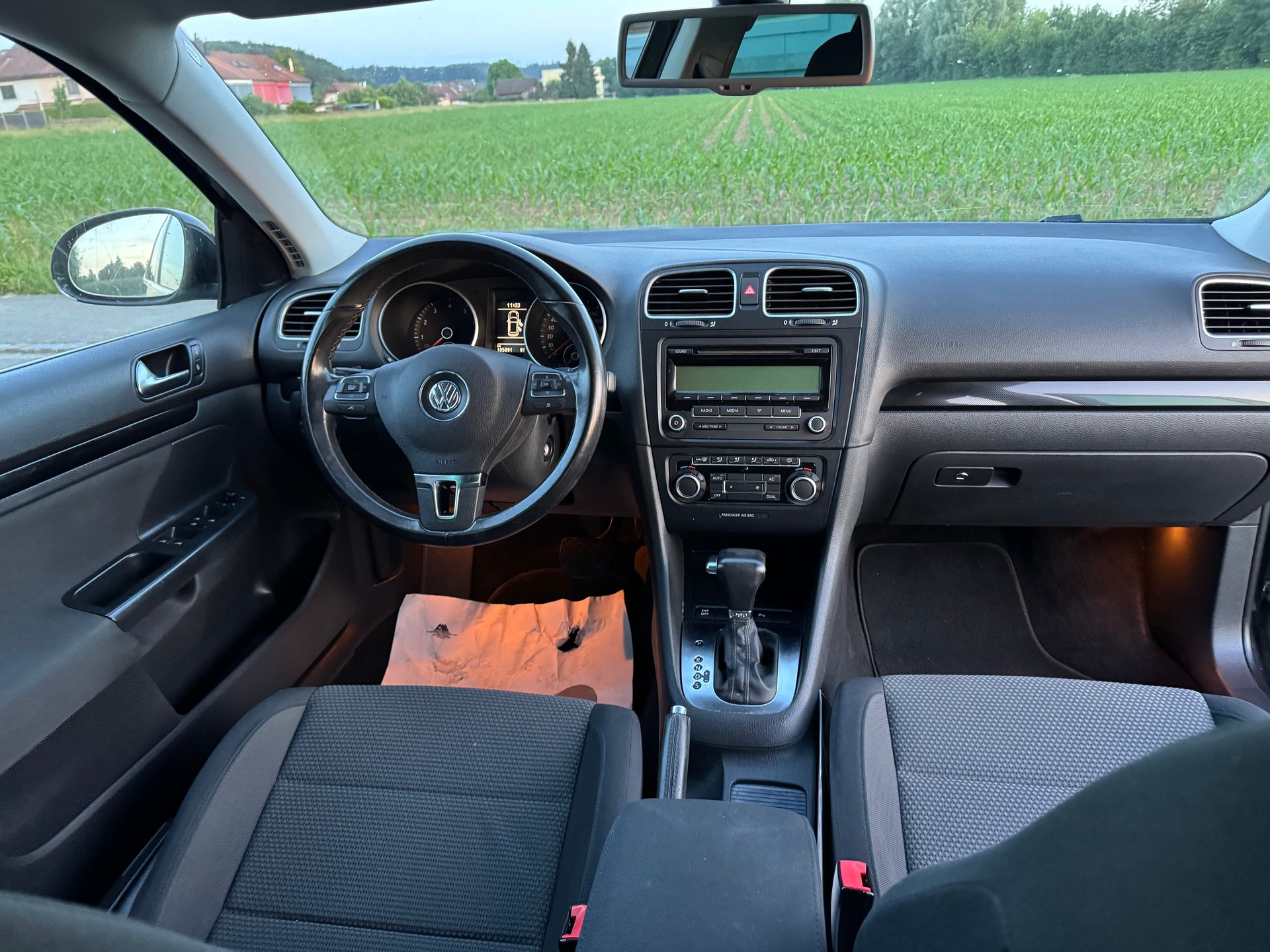 VW Golf Variant 1.4 TSI Comfortline DSG-image-10