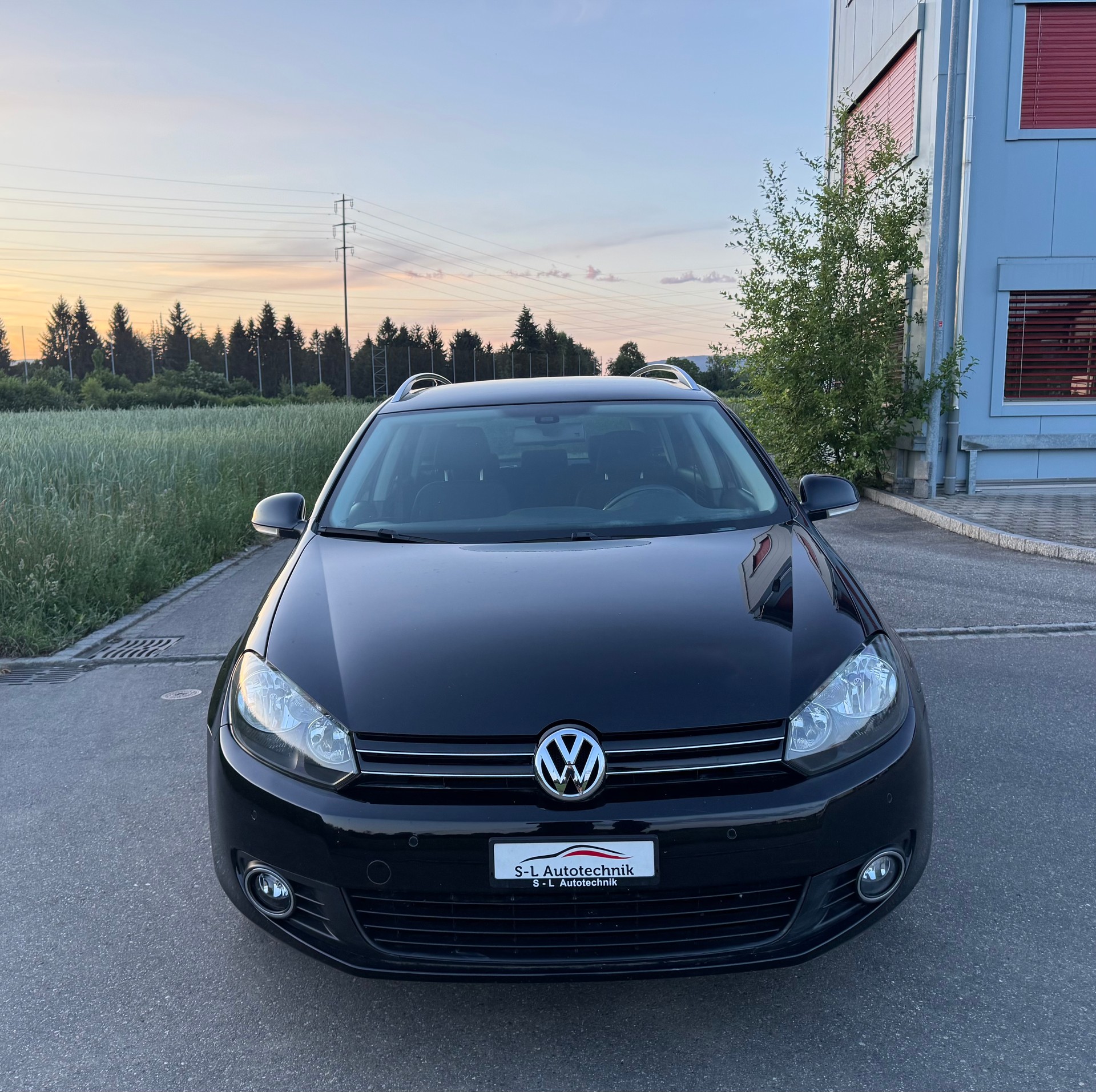 VW Golf Variant 1.4 TSI Comfortline DSG-image-1