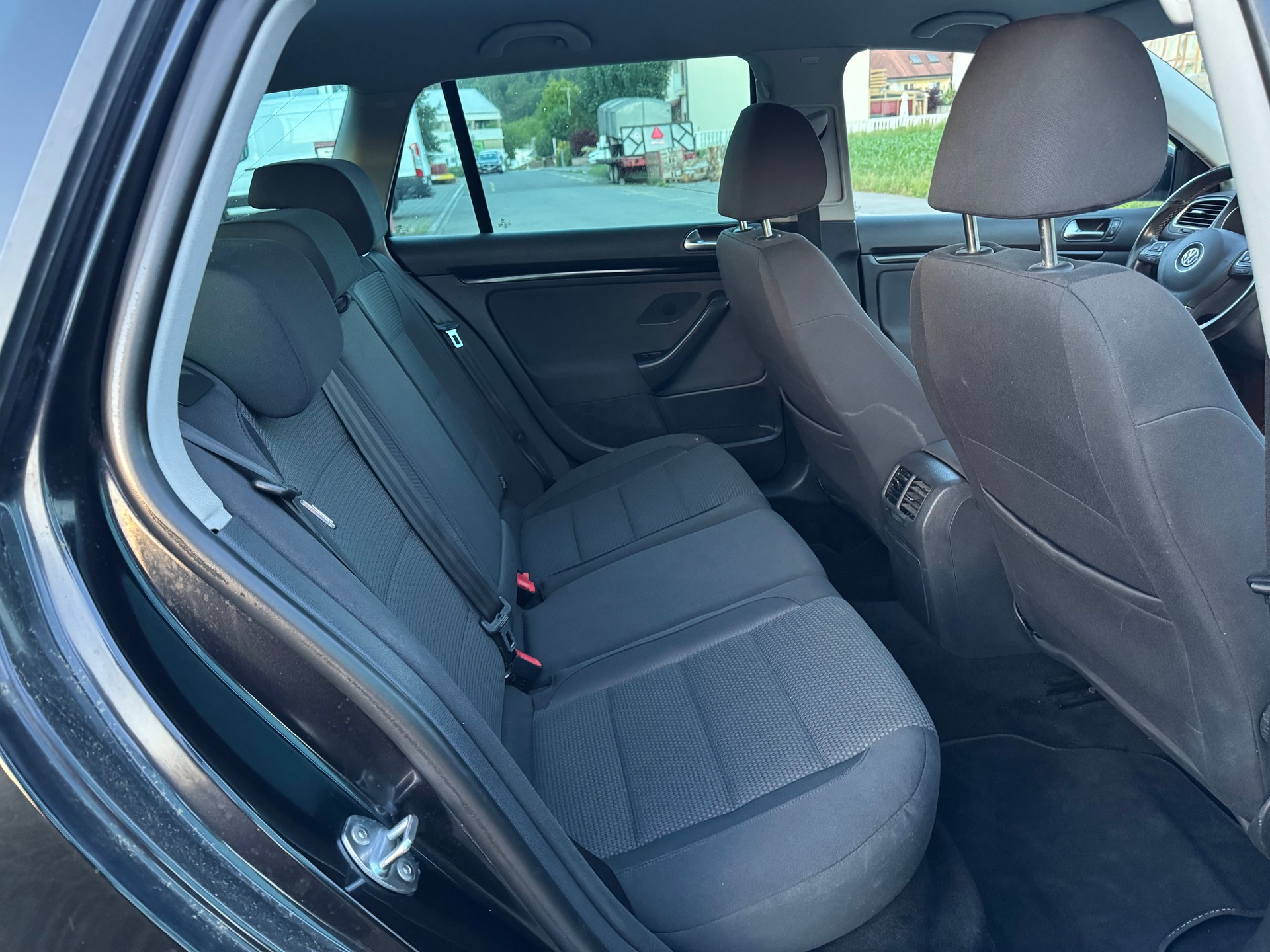 VW Golf Variant 1.4 TSI Comfortline DSG-image-9