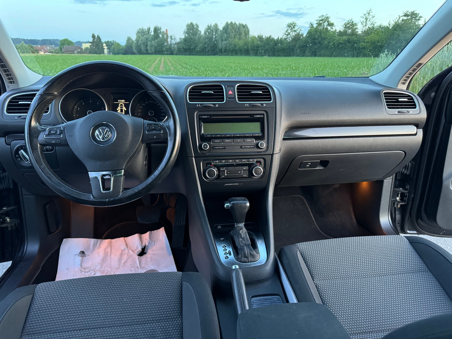VW Golf Variant 1.4 TSI Comfortline DSG-image-12
