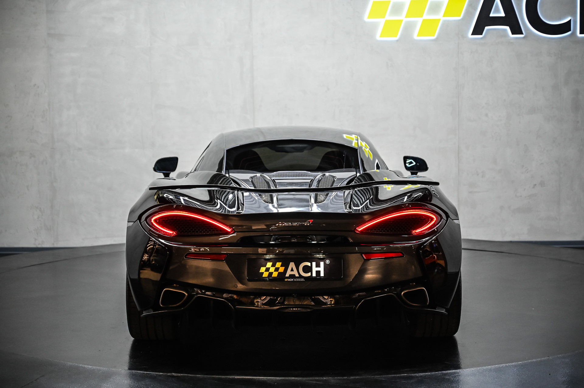 McLAREN 570S Coupé 3.8 V8 SSG-image-10