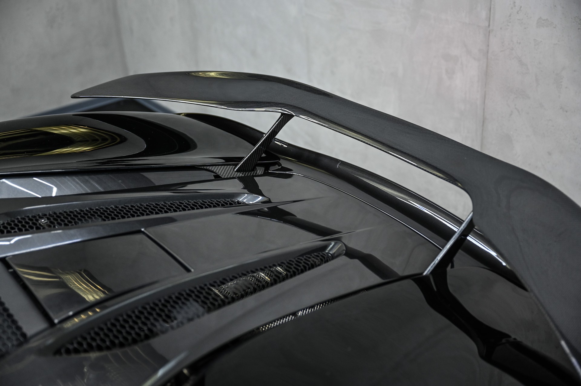 McLAREN 570S Coupé 3.8 V8 SSG-image-18