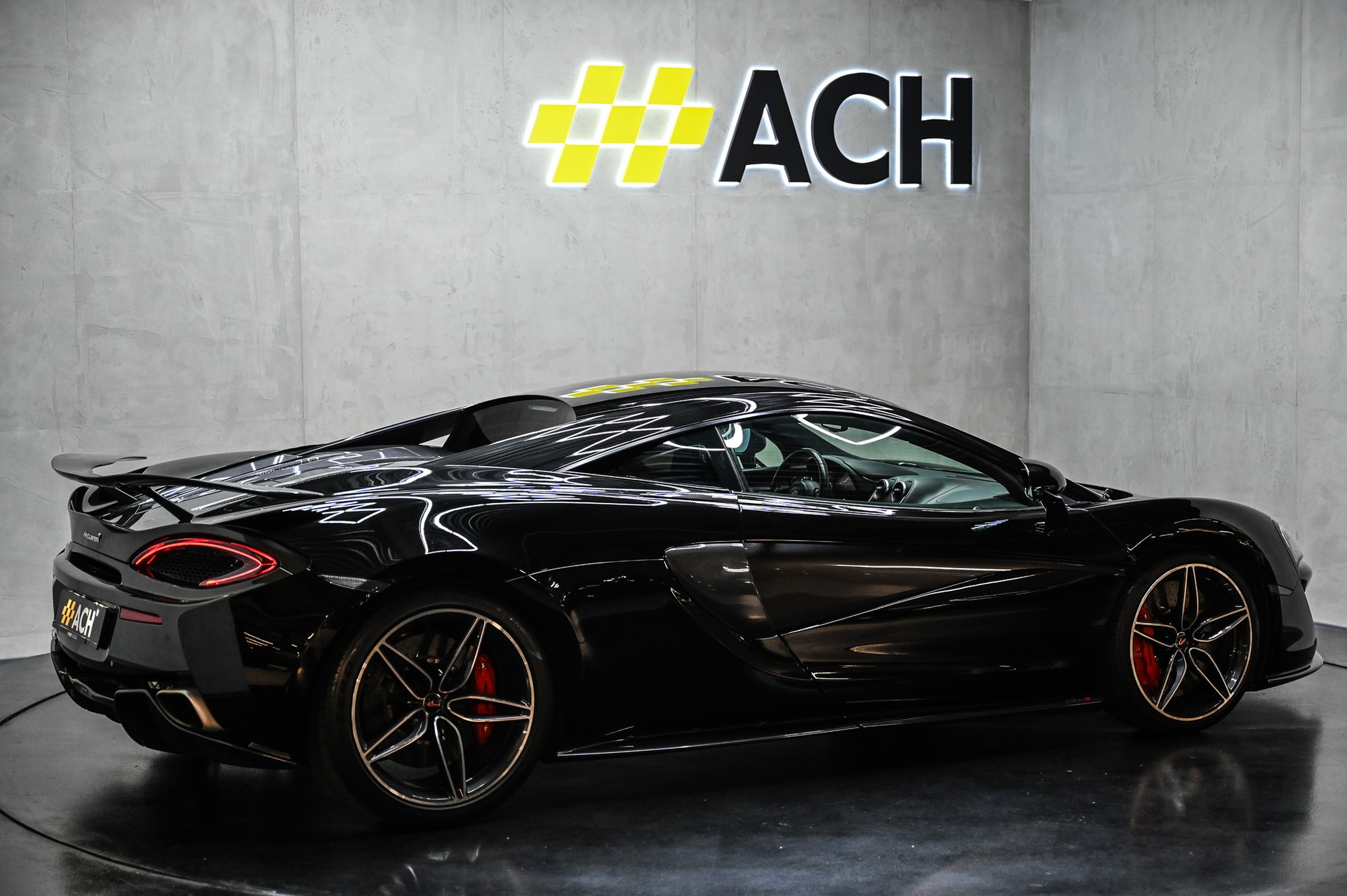 McLAREN 570S Coupé 3.8 V8 SSG-image-12
