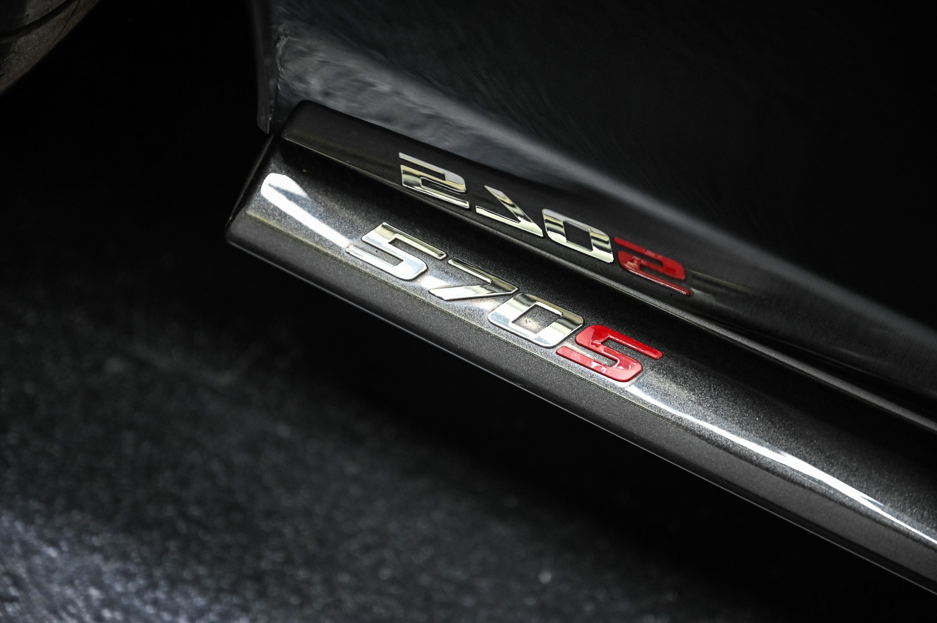 McLAREN 570S Coupé 3.8 V8 SSG-image-22