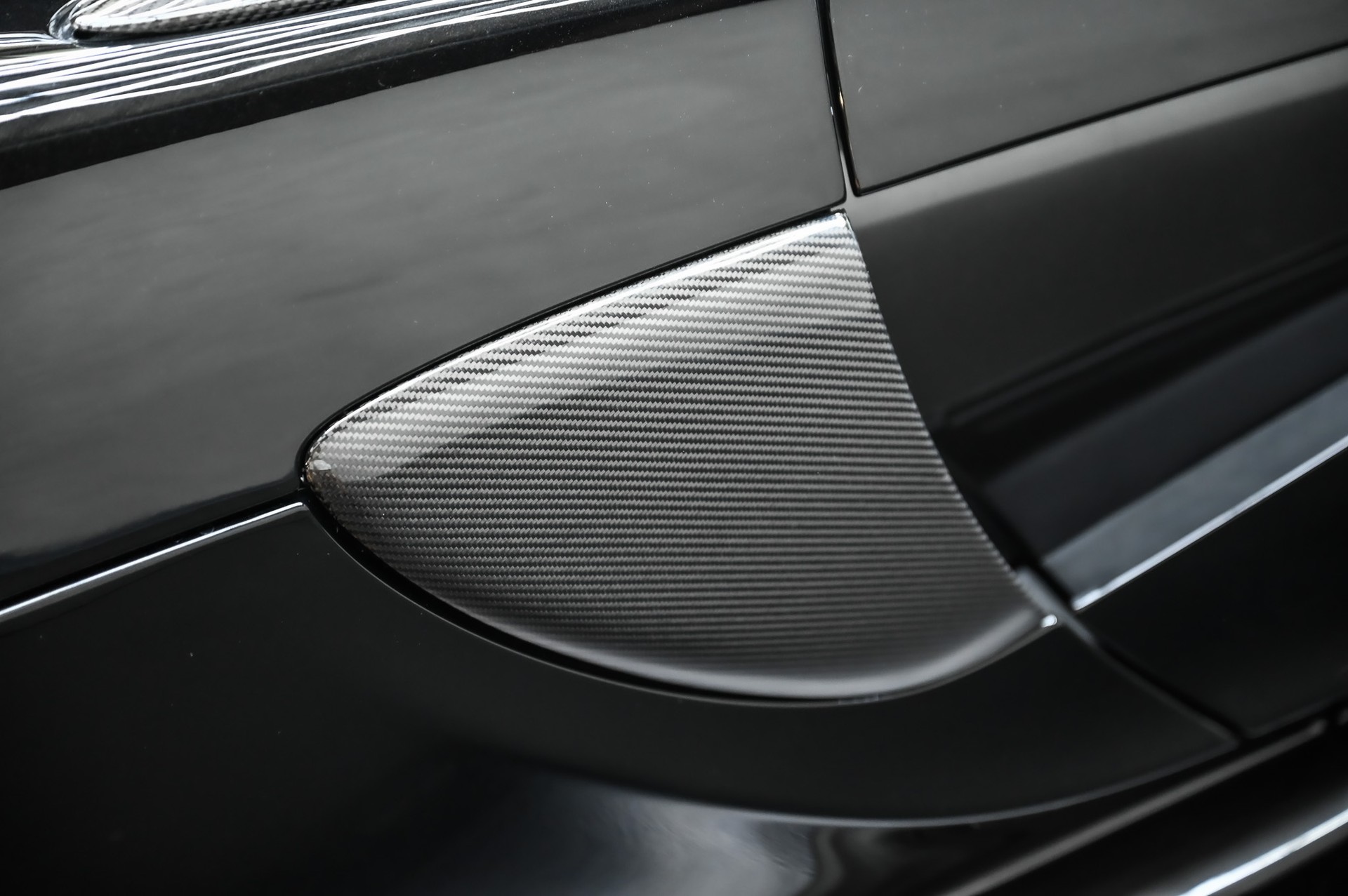 McLAREN 570S Coupé 3.8 V8 SSG-image-21