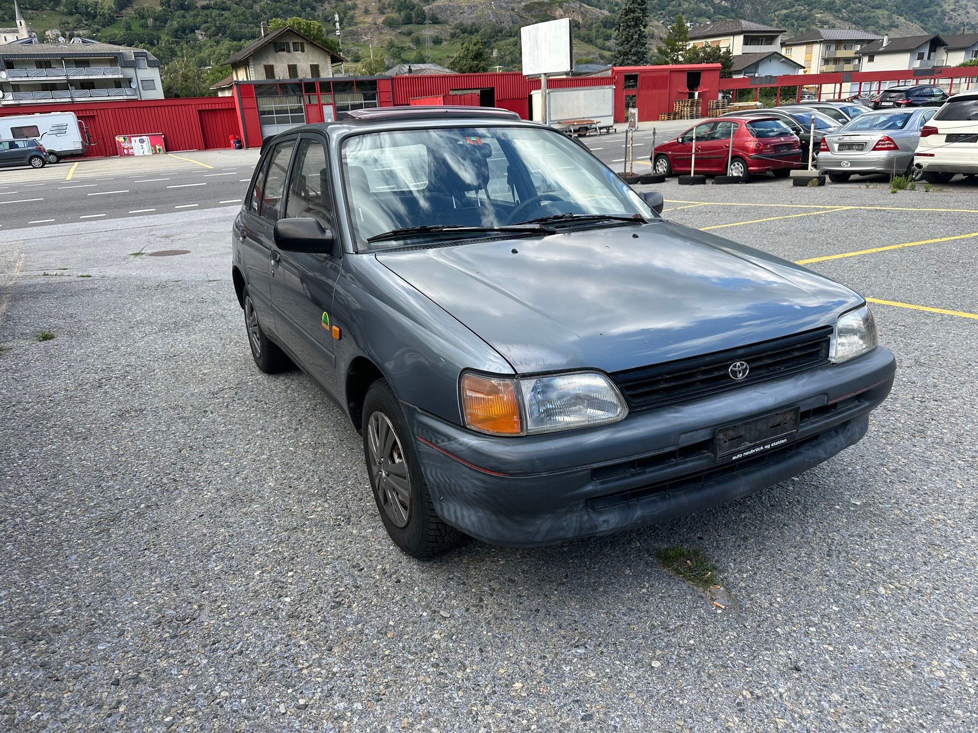 TOYOTA Starlet 1.3 XLi-image-0