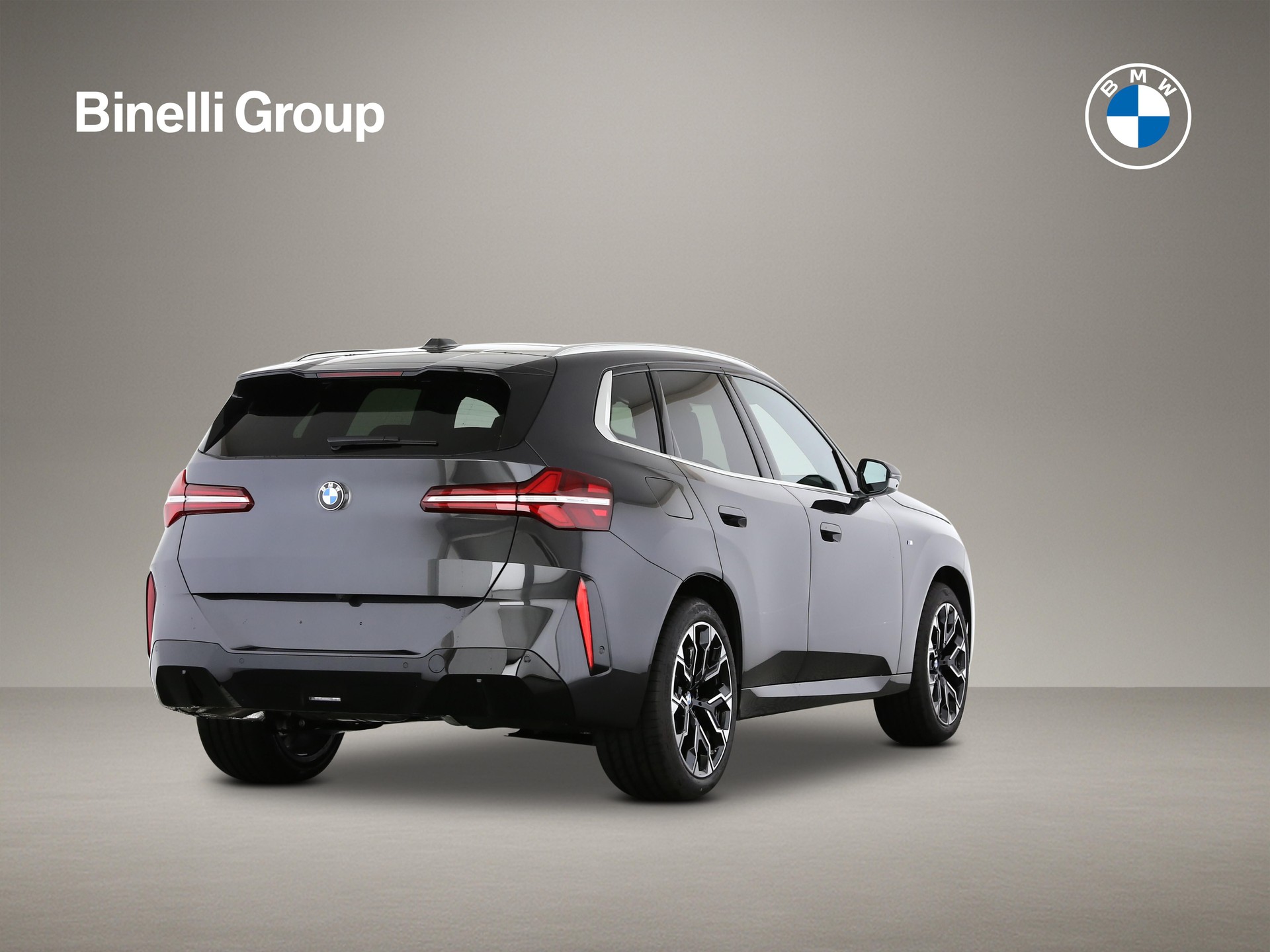 BMW X3 20d xDrive-showroom-element-1