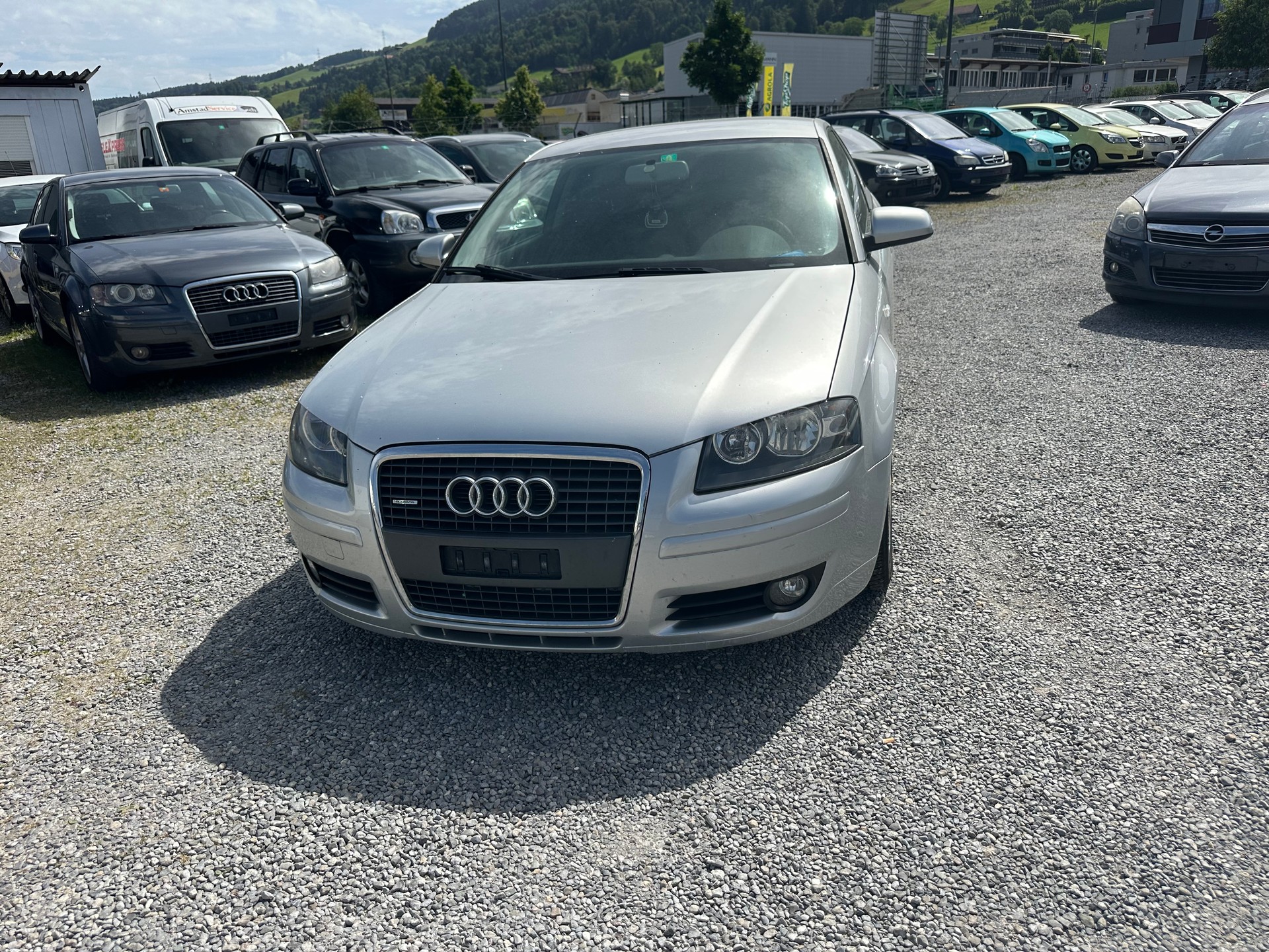 AUDI A3 2.0 TDI Attraction quattro-image-0
