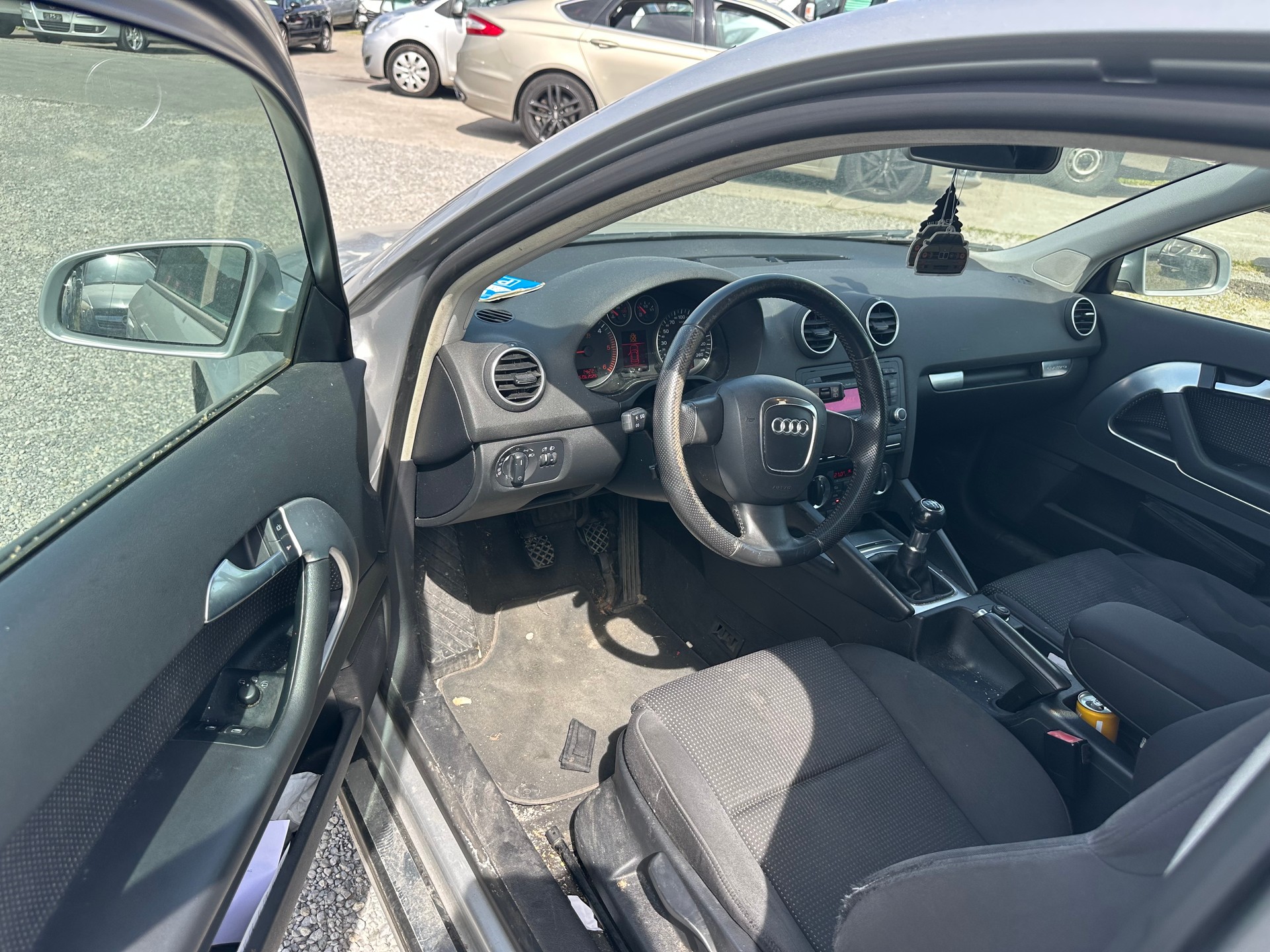 AUDI A3 2.0 TDI Attraction quattro-image-6