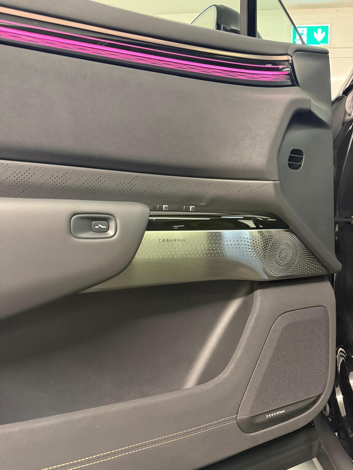 ZEEKR 7X Privilege AWD-image-13