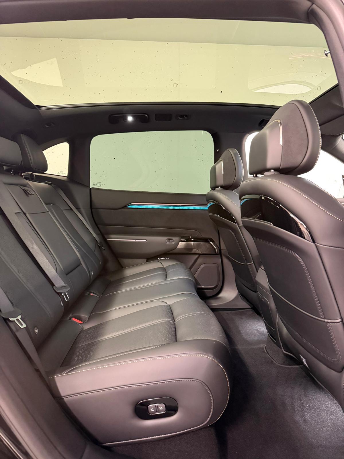 ZEEKR 7X Privilege AWD-image-14