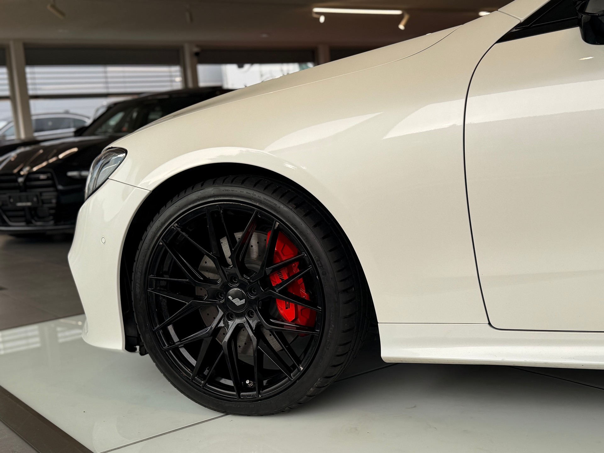 MERCEDES-BENZ E 400 Coupé AMG Line 4 Matic 9G-Tronic-image-7