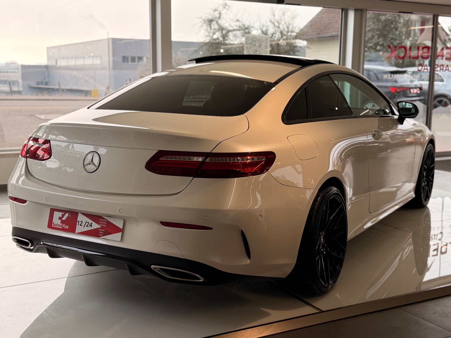 MERCEDES-BENZ E 400 Coupé AMG Line 4 Matic 9G-Tronic-image-4